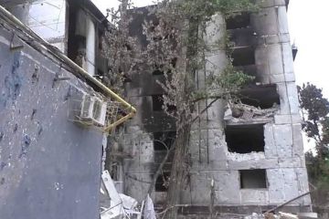 Російські загарбники вдарили по Врубівці вогнеметною системою, увійшли в Оріхове, штурмують Сєвєродонецьк Російські загарбники вдарили по Врубівці вогнеметною системою, увійшли в Оріхове, штурмують Сєвєродонецьк