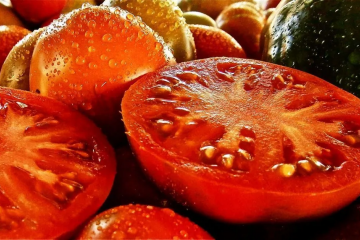 На роки зникнуть херсонські кавуни та помідори На роки зникнуть херсонські кавуни та помідори