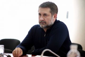 Сергій Гайдай при Зеленському - Голова Луганської обладміністрації, а при Порошенку – віджимав чужі меблі. Історія кар’єрного росту "корупціонера в законі" – Частина 1 Сергій Гайдай при Зеленському - Голова Луганської обладміністрації, а при Порошенку – віджимав чужі меблі. Історія кар’єрного росту "корупціонера в законі" – Частина 1