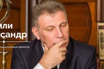 Сюр по-украински: Александр Хримли, которого обвиняют в убийстве двух детей, претендует на должность судьи Высшего суда по вопросам интеллектуальной собственности  Сюр по-украински: Александр Хримли, которого обвиняют в убийстве двух детей, претендует на должность судьи Высшего суда по вопросам интеллектуальной собственности