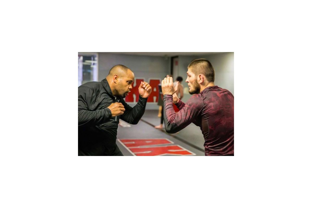 Кормьє: Хабіб - набільш домінуючий боєць в історії UFC  Кормьє: Хабіб - набільш домінуючий боєць в історії UFC