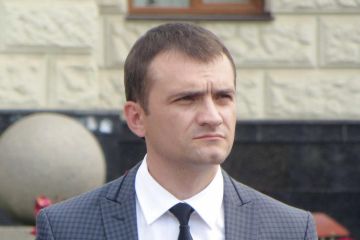 Криза українських націоналістів: хто тягне партію «Свобода» у політичне небуття? Криза українських націоналістів: хто тягне партію «Свобода» у політичне небуття?