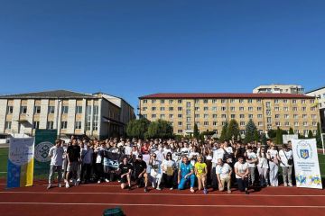 Олімпійський урок у ліцеї: спорт, рух і натхнення Олімпійський урок у ліцеї: спорт, рух і натхнення