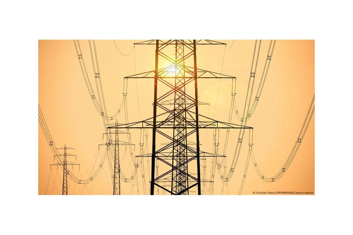 РФ атакувала енергоінфраструктуру України: в низці регіонів аварійні відключення РФ атакувала енергоінфраструктуру України: в низці регіонів аварійні відключення