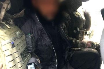 У Дніпрі затримали посередника в замовному вбивстві херсонського бізнесмена У Дніпрі затримали посередника в замовному вбивстві херсонського бізнесмена