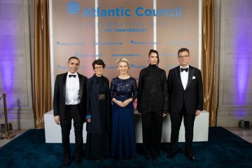 Премія за визначне лідерство 2021 року: вшанування видатних особистостей, які вирішують незвичайні завдання сьогодення Премія за визначне лідерство 2021 року: вшанування видатних особистостей, які вирішують незвичайні завдання сьогодення