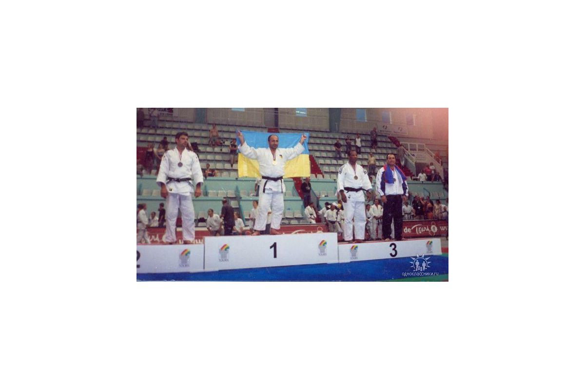 Чемпіонат світу з дзюдо 90kg M3, Франція, м.Турс 1-е м. Нугзар Месаблішвілі  2006р. Чемпіонат світу з дзюдо 90kg M3, Франція, м.Турс 1-е м. Нугзар Месаблішвілі  2006р.
