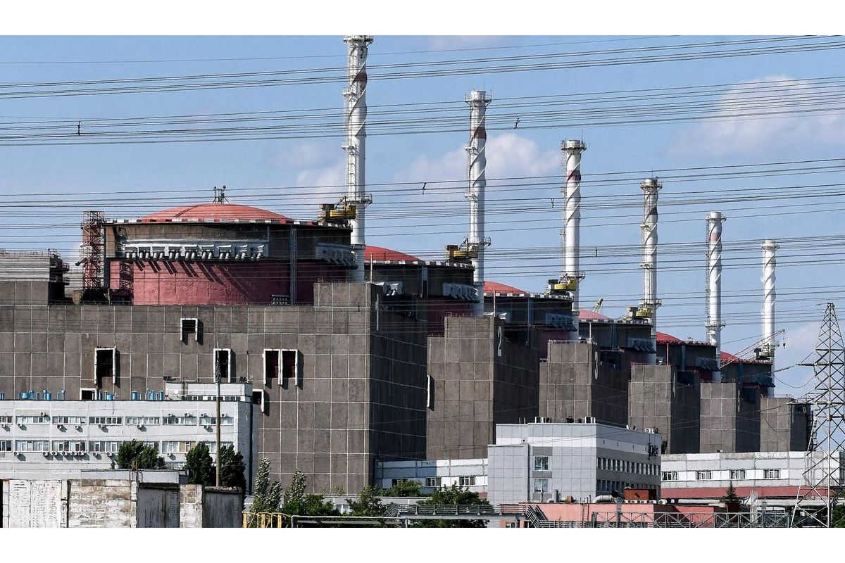 Електрику для України поки не виробляють один енергоблок та т.о. ЗАЕС Електрику для України поки не виробляють один енергоблок та т.о. ЗАЕС