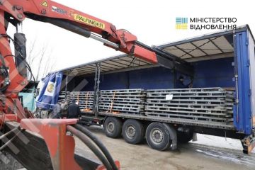 Україна отримала від Норвегії тимчасові мости вартістю $3 мільйони Україна отримала від Норвегії тимчасові мости вартістю $3 мільйони