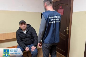 Викрито жителя Білицького, який за завданням російських спецслужб розвідував місця дислокації ЗСУ на Покровському напрямку Викрито жителя Білицького, який за завданням російських спецслужб розвідував місця дислокації ЗСУ на Покровському напрямку