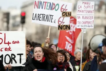 ​Сенат Франції схвалив суперечливу пенсійну реформу