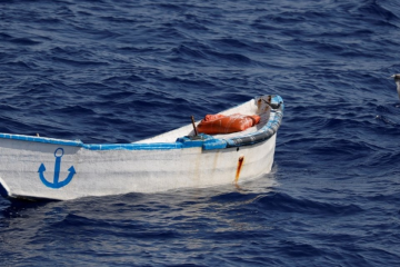 В Туреччині затонув човен з нелегальними мігрантами. Загинуло 5 людей В Туреччині затонув човен з нелегальними мігрантами. Загинуло 5 людей