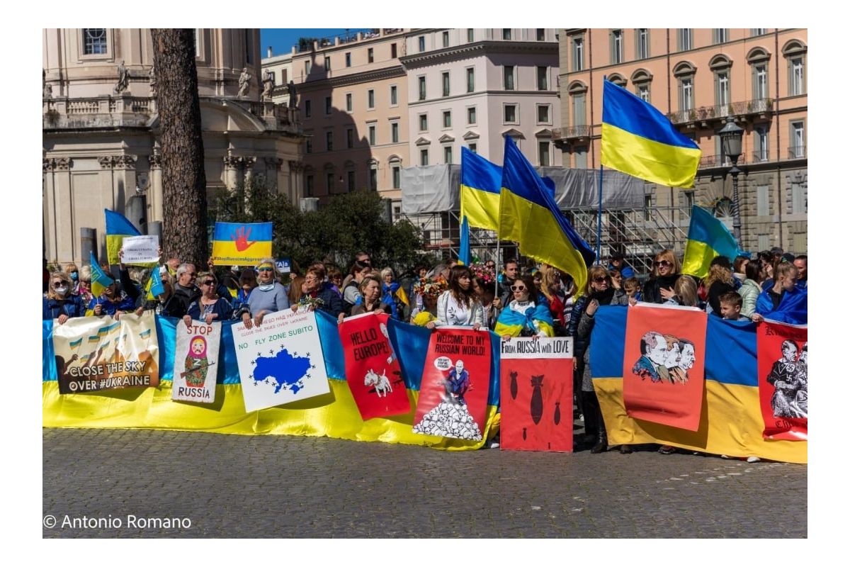 Російське вторгнення в Україну : В Італії українці висловили протест проти російської агресії