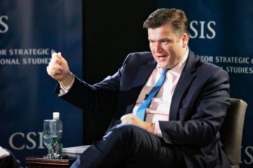 Російське вторгнення в Україну :  Міністр збройних сил Британії Джеймс Гіппі після повідомлень про хімічну атаку в Маріуполі  Російське вторгнення в Україну :  Міністр збройних сил Британії Джеймс Гіппі після повідомлень про хімічну атаку в Маріуполі