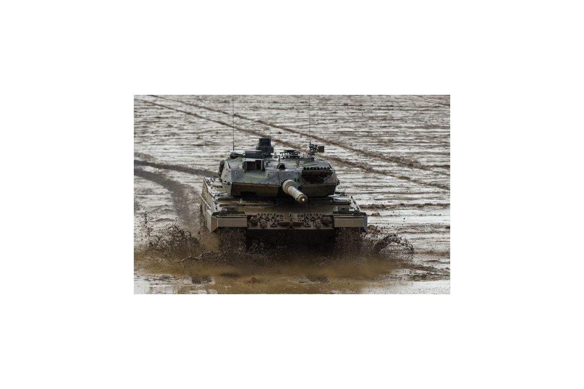 Іспанія найближчими днями розпочне передачу Leopard 2А4 Україні, — міністр оборони Іспанії Іспанія найближчими днями розпочне передачу Leopard 2А4 Україні, — міністр оборони Іспанії