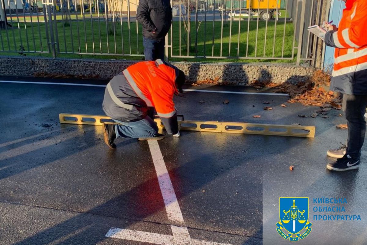 Службова недбалість при ремонті доріг та збитки понад 400 тис. грн – підозрюються головний інженер підрядної організації та інженер технагляду Службова недбалість при ремонті доріг та збитки понад 400 тис. грн – підозрюються головний інженер підрядної організації та інженер технагляду