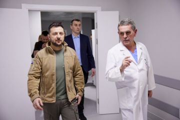 Володимир Зеленський відвідав новозбудований корпус Центру дитячої кардіології та кардіохірургії Володимир Зеленський відвідав новозбудований корпус Центру дитячої кардіології та кардіохірургії