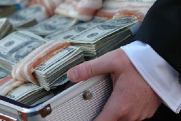 Коррупционные друзья Артура Герасимова - Роман Косинский и Игорь Грищук «проехались» на КРАЗ-ах! Кто ответит за масштабные хищения в облавтодорах?... Коррупционные друзья Артура Герасимова - Роман Косинский и Игорь Грищук «проехались» на КРАЗ-ах! Кто ответит за масштабные хищения в облавтодорах?...