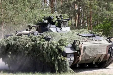 ​ Декілька БМП Marder від німецького виробника Rheinmetall, які були зняті з озброєння Бундесвером, в даний час пройшли модернізацію і можуть бути доставлені в Україну негайно