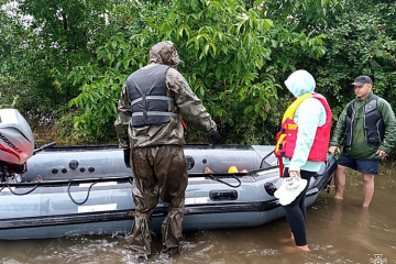 У Херсоні вода продовжує відходити після підриву Каховської ГЕС У Херсоні вода продовжує відходити після підриву Каховської ГЕС
