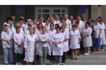 Володимире Олександрович, зупиніть Ви цю х...ню! Або, як житомирські обласні депутати під час війни скорочують медиків Володимире Олександрович, зупиніть Ви цю х...ню! Або, як житомирські обласні депутати під час війни скорочують медиків