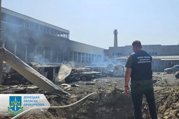 Один загиблий та троє поранених – прокурори документують наслідки ворожої атаки на Слов’янськ Один загиблий та троє поранених – прокурори документують наслідки ворожої атаки на Слов’янськ