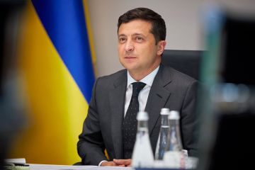 Владимир Зеленский учредил 50 стипендий для выдающихся спортсменов Украины по неолимпийским видам спорта и их тренеров Владимир Зеленский учредил 50 стипендий для выдающихся спортсменов Украины по неолимпийским видам спорта и их тренеров