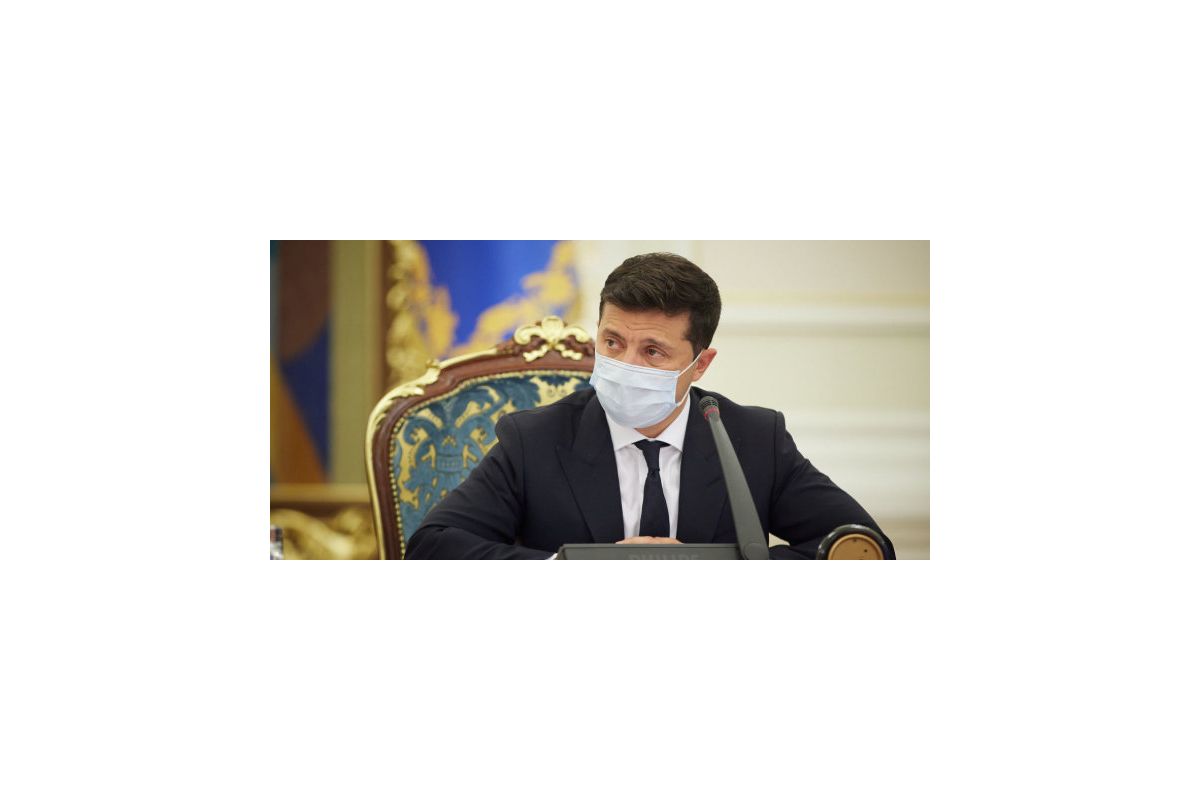 Зробити "Мінський переговорний конфлікт" більш гнучким: Зеленський Зробити "Мінський переговорний конфлікт" більш гнучким: Зеленський