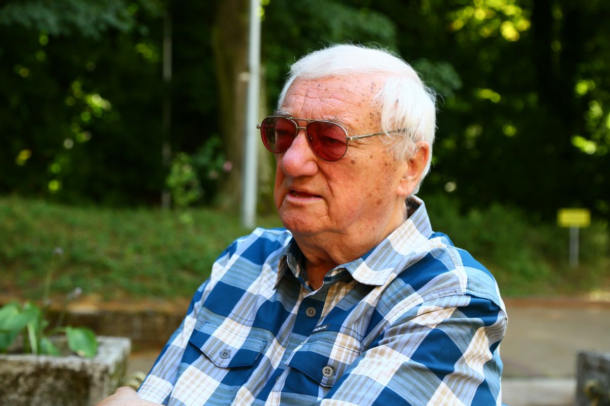 12 жовтня сягнув свого 90-го дня народження подиву гідний видатний письменник і дипломат Юрій ЩЕРБАК  12 жовтня сягнув свого 90-го дня народження подиву гідний видатний письменник і дипломат Юрій ЩЕРБАК