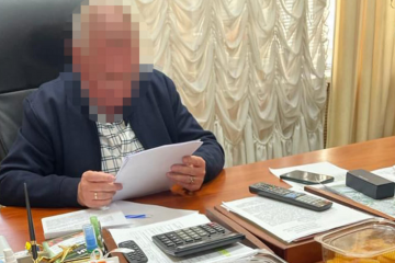 Главе Гостомеля вручили подозрение в получении 20 тысяч долларов взятки Главе Гостомеля вручили подозрение в получении 20 тысяч долларов взятки