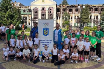 Підтримаємо кандидата на пост Президента Національного олімпійського комітету України. Підтримаємо кандидата на пост Президента Національного олімпійського комітету України.