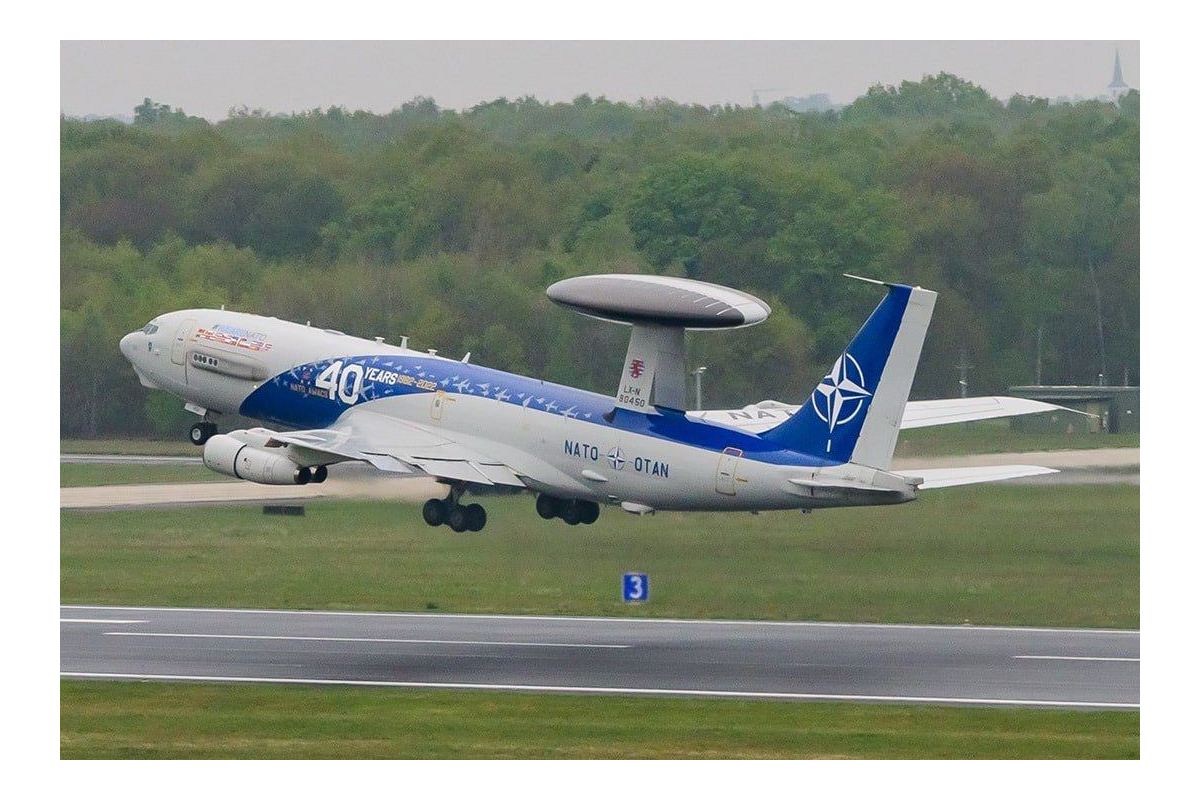 НАТО розмістить у Румунії літаки-розвідники Boeing E-3 Sentry НАТО розмістить у Румунії літаки-розвідники Boeing E-3 Sentry