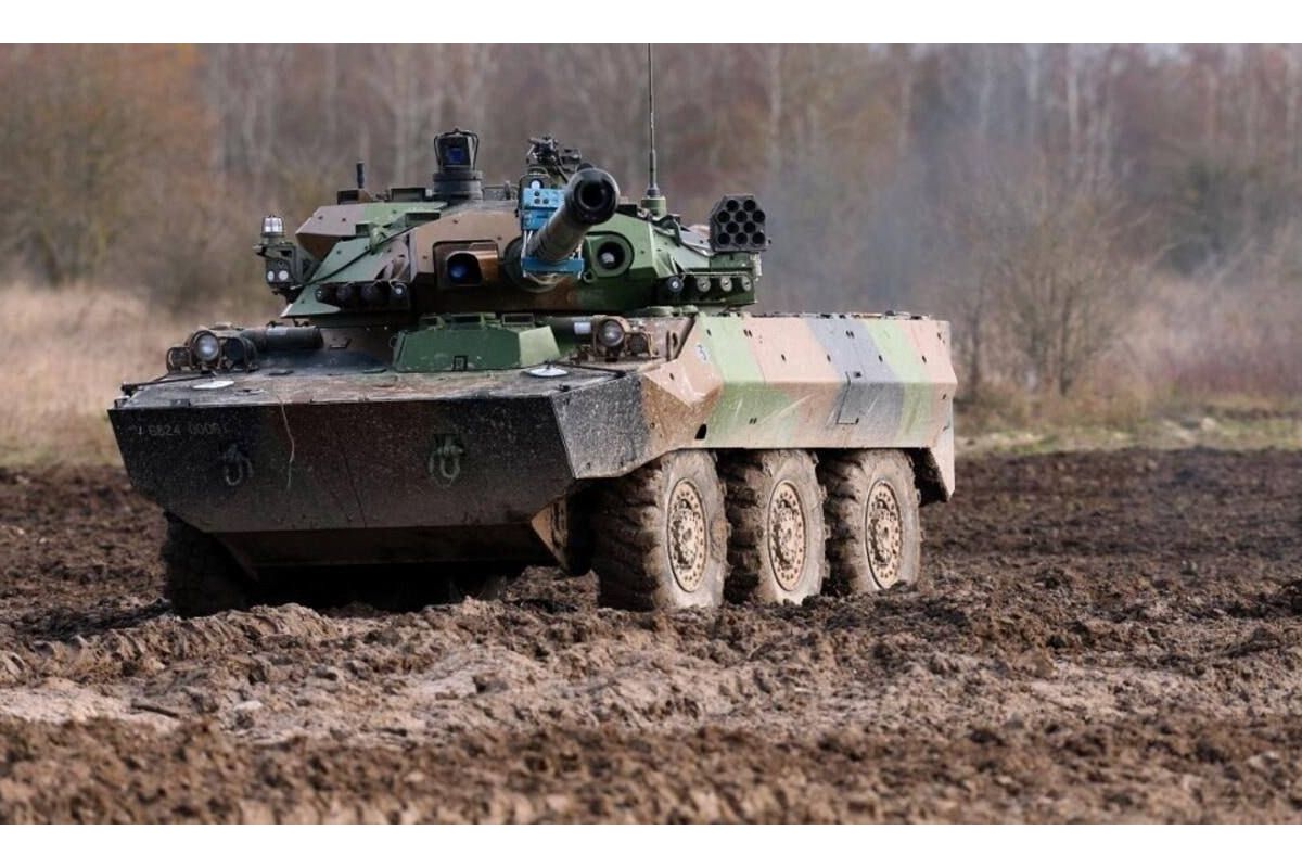 Франція передасть Україні бойові броньовані машини AMX 10-RC протягом двох місяців, заявили у французькому Міноборони Франція передасть Україні бойові броньовані машини AMX 10-RC протягом двох місяців, заявили у французькому Міноборони