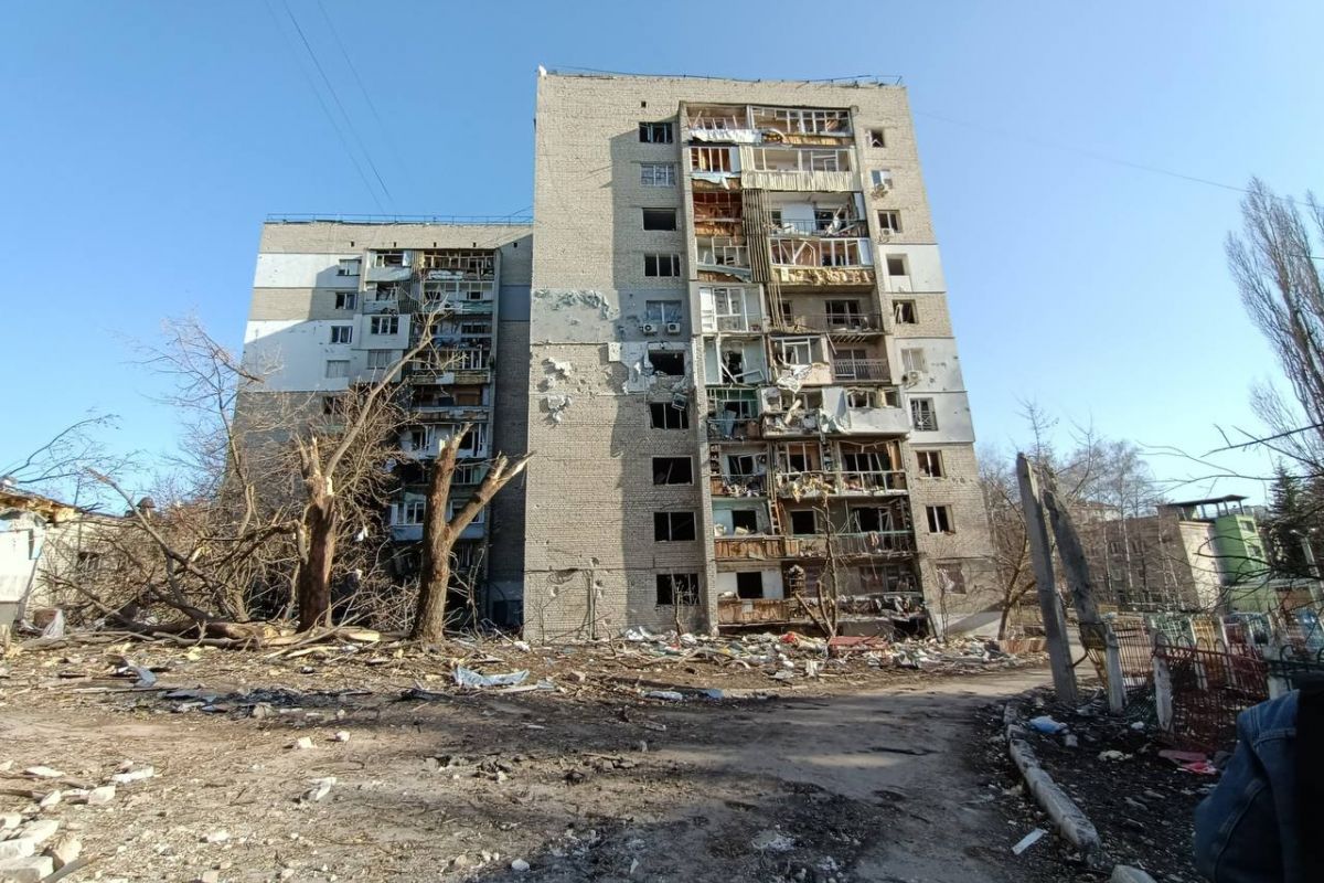 Понад 2,4 мільйона українців наразі живуть у пошкодженому чи зруйнованому помешканні Понад 2,4 мільйона українців наразі живуть у пошкодженому чи зруйнованому помешканні