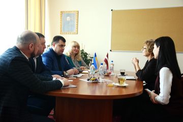 На Сумщині відбудеться виставка художників трьох Прибалтійських країн На Сумщині відбудеться виставка художників трьох Прибалтійських країн