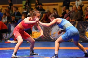 Вітаємо 4 чемпіонок з Дніпра! Наші спортсменки привезли 4 медалі з чемпіонату України по вільній боротьбі! Вітаємо 4 чемпіонок з Дніпра! Наші спортсменки привезли 4 медалі з чемпіонату України по вільній боротьбі!