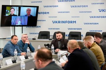 У Києві обговорили майбутнє Білорусі У Києві обговорили майбутнє Білорусі