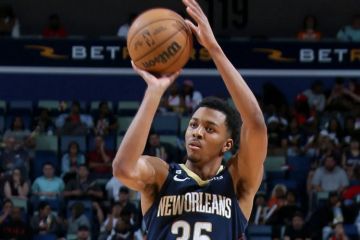 Форвард "Нью-Орлеана" реалізував зворотний слемданк: момент дня в НБА Форвард "Нью-Орлеана" реалізував зворотний слемданк: момент дня в НБА