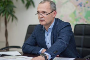 Геннадій Пліс - якими статками володіє голова Держаудитслужби, «вбивця» банку «Хрещатик» і друг одіозного Черновецького Геннадій Пліс - якими статками володіє голова Держаудитслужби, «вбивця» банку «Хрещатик» і друг одіозного Черновецького