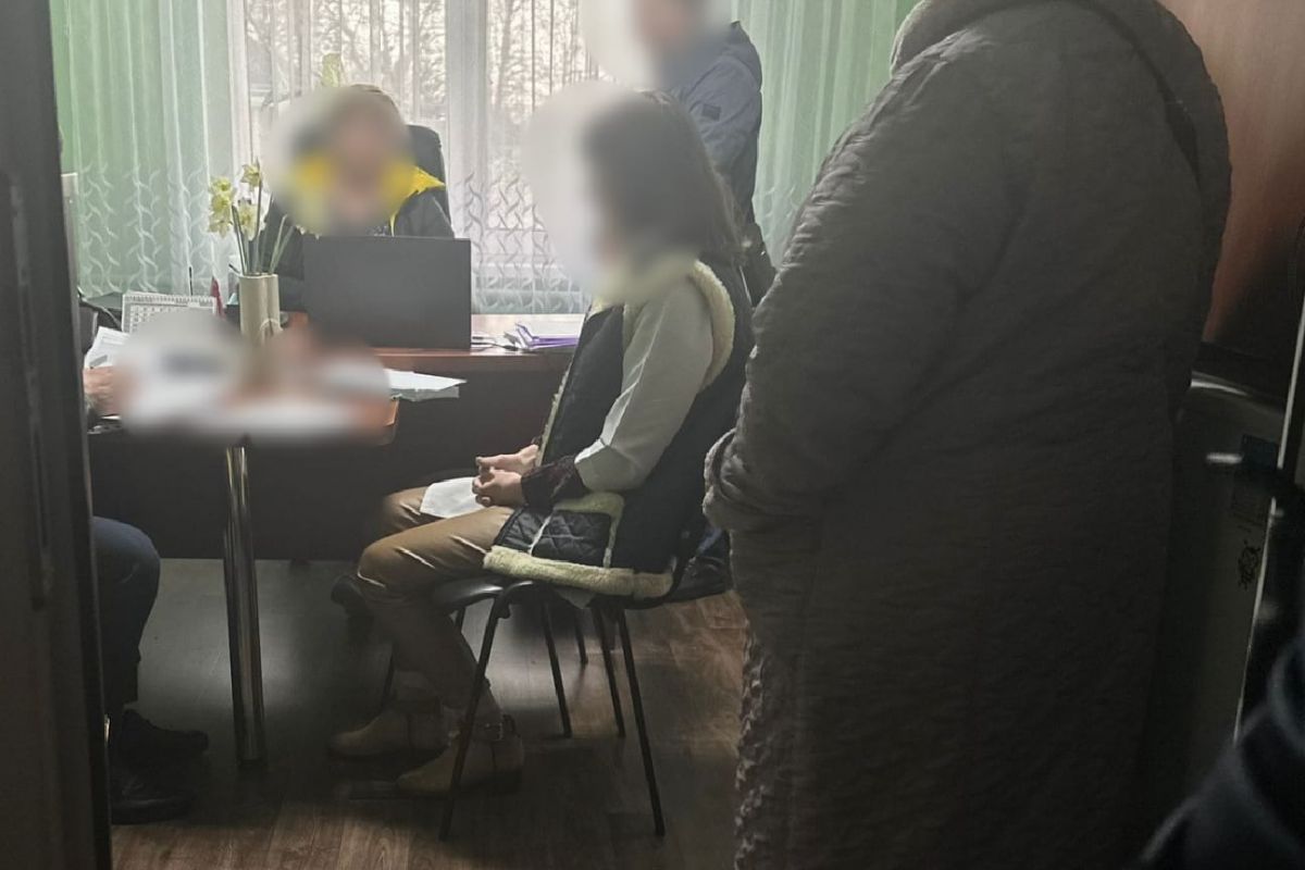 Викрито завідуючу амбулаторії на отриманні хабаря за отримання позитивного висновку ЛКК, який дозволить ухилитися від мобілізації Викрито завідуючу амбулаторії на отриманні хабаря за отримання позитивного висновку ЛКК, який дозволить ухилитися від мобілізації