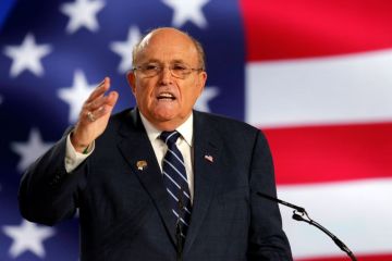 Адвокат Дональда Трампа Руди Джулиани обнародовал выводы из своей поездки в Украину Адвокат Дональда Трампа Руди Джулиани обнародовал выводы из своей поездки в Украину