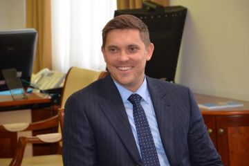 Глава Одесской ОДА Максим Куцый угрожал журналистам Нацгвардией в «режимном кабинете»… И все из-за неудобного вопроса о 85 машинах скорой помощи Глава Одесской ОДА Максим Куцый угрожал журналистам Нацгвардией в «режимном кабинете»… И все из-за неудобного вопроса о 85 машинах скорой помощи