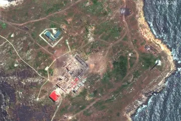 ​А ось такий вигляд має острів Зміїний на супутникових знімках  
