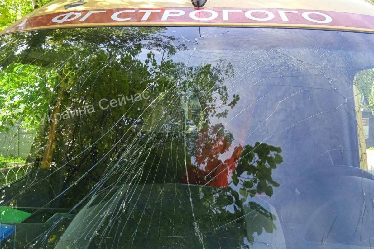 На Харківщині в Дергачах загинуло 2 особи та 4 поранених На Харківщині в Дергачах загинуло 2 особи та 4 поранених