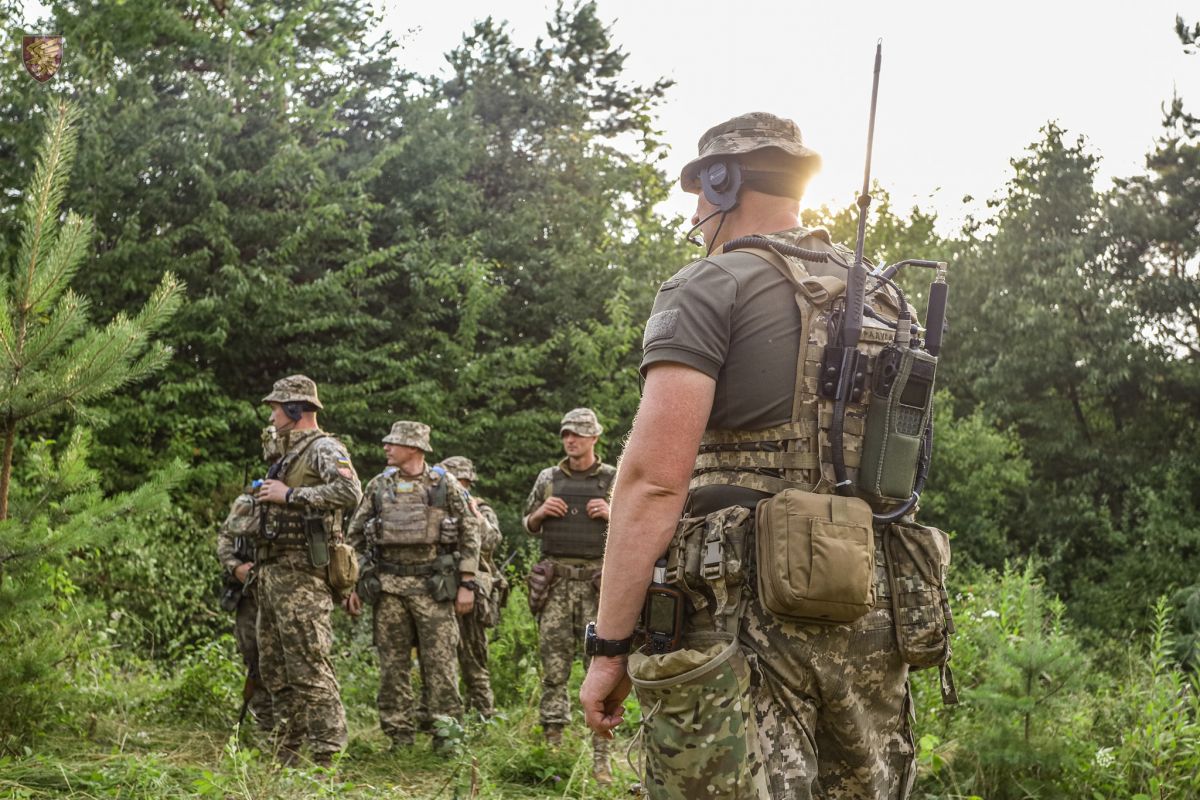Війна в Україні закінчиться до кінця року, і всі тимчасово захоплені росією території буде повернуто під український контроль. Війна в Україні закінчиться до кінця року, і всі тимчасово захоплені росією території буде повернуто під український контроль.
