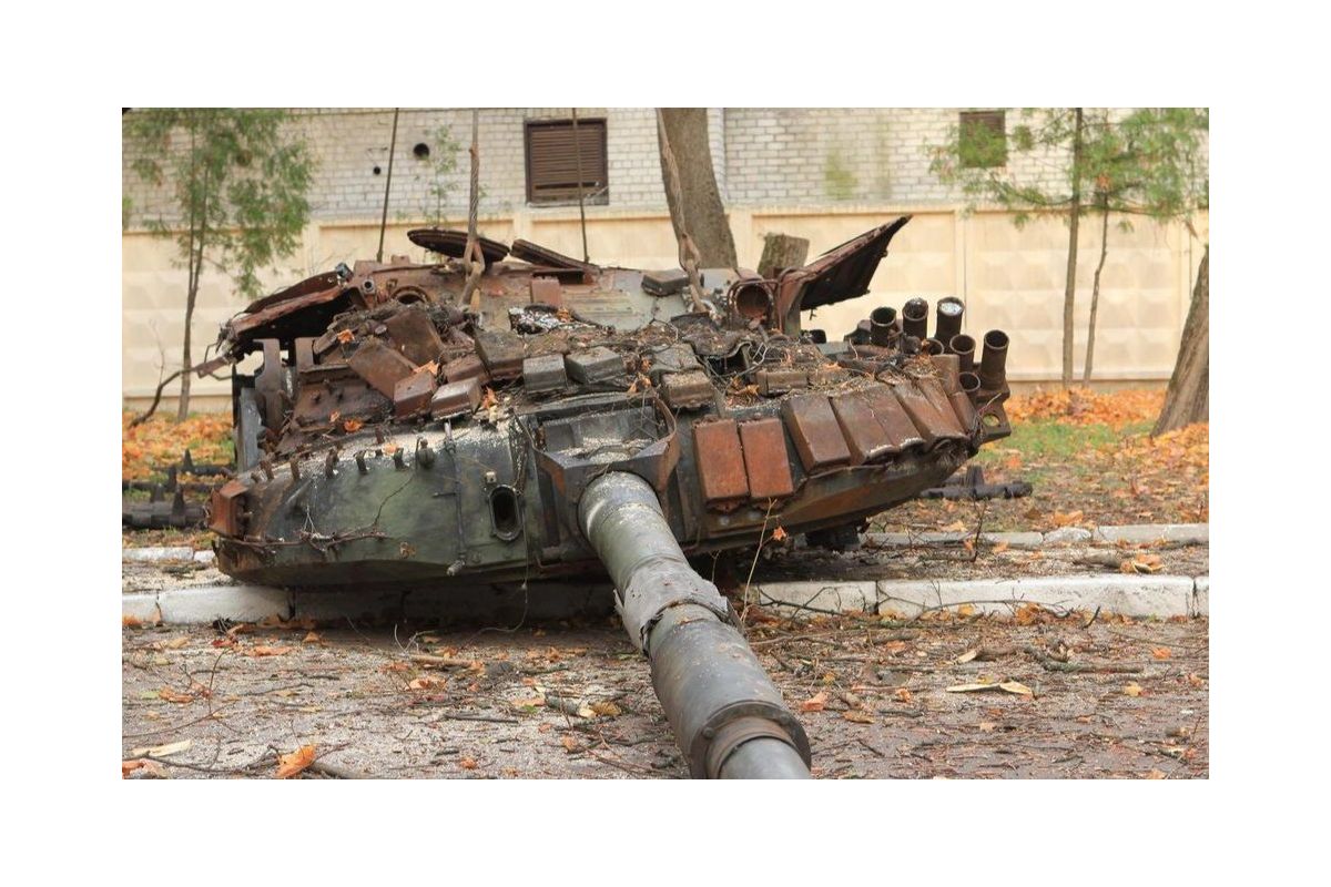 Ворог з танка розстрілював цивільних на Харківщині. Ворог з танка розстрілював цивільних на Харківщині.