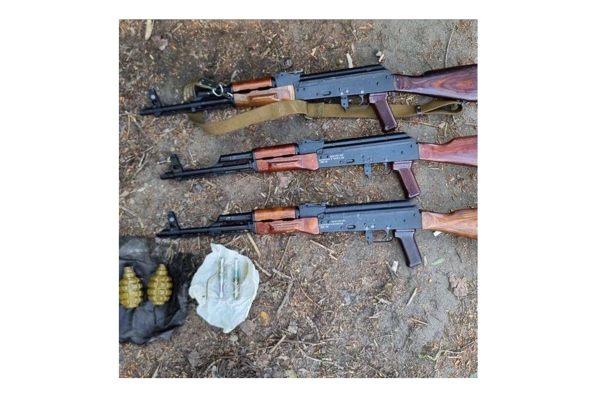 У Києві ліквідовано канал збуту вогнепальної зброї та боєприпасів – затримано групу осіб У Києві ліквідовано канал збуту вогнепальної зброї та боєприпасів – затримано групу осіб