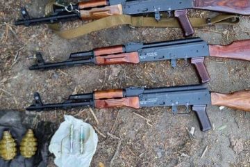 У Києві ліквідовано канал збуту вогнепальної зброї та боєприпасів – затримано групу осіб У Києві ліквідовано канал збуту вогнепальної зброї та боєприпасів – затримано групу осіб