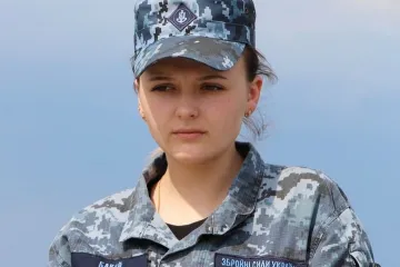 ​Перша жінка-штурман ВМС ЗСУ: «Зараз потрібно лише визначитися — готовий ти захищати свою країну чи ні»
