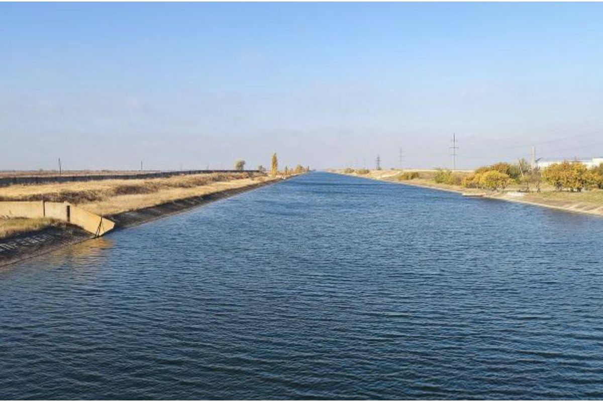 Вода в Крим після руйнування Каховської ГЕС не надходитиме щонайменше рік Вода в Крим після руйнування Каховської ГЕС не надходитиме щонайменше рік